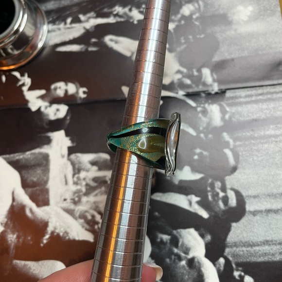 Unique Vintage Turquoise, Black and Gold Glitter Murano Glass Ring Size 7 - Picture 11 of 12